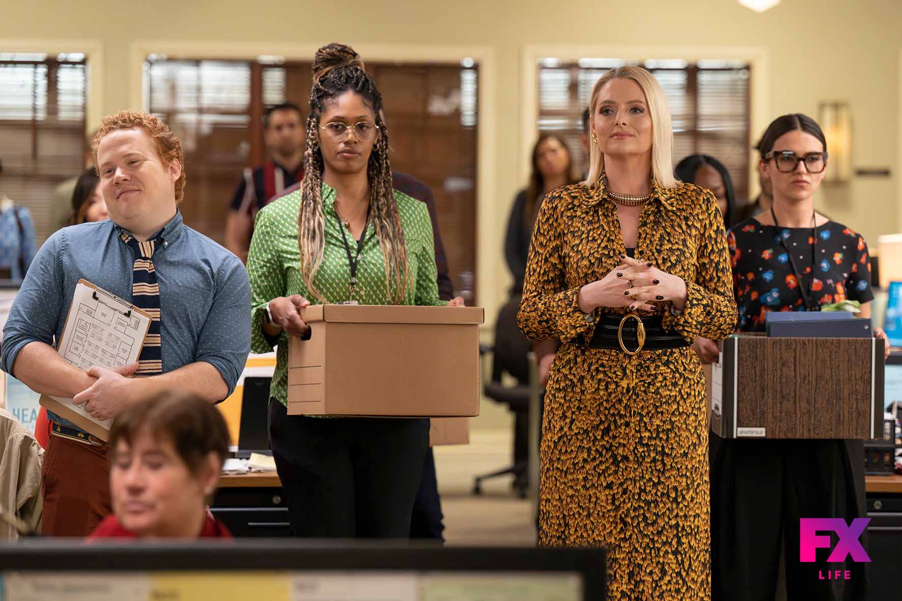 Σκηνή από τη σειρά του FX Not Dead Yet