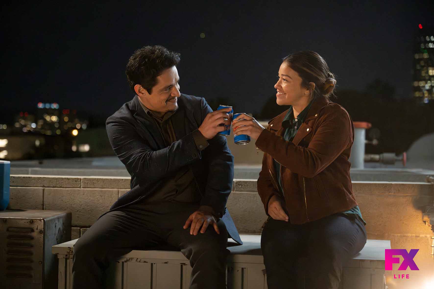 Σκηνή από τη σειρά του FX Not Dead Yet