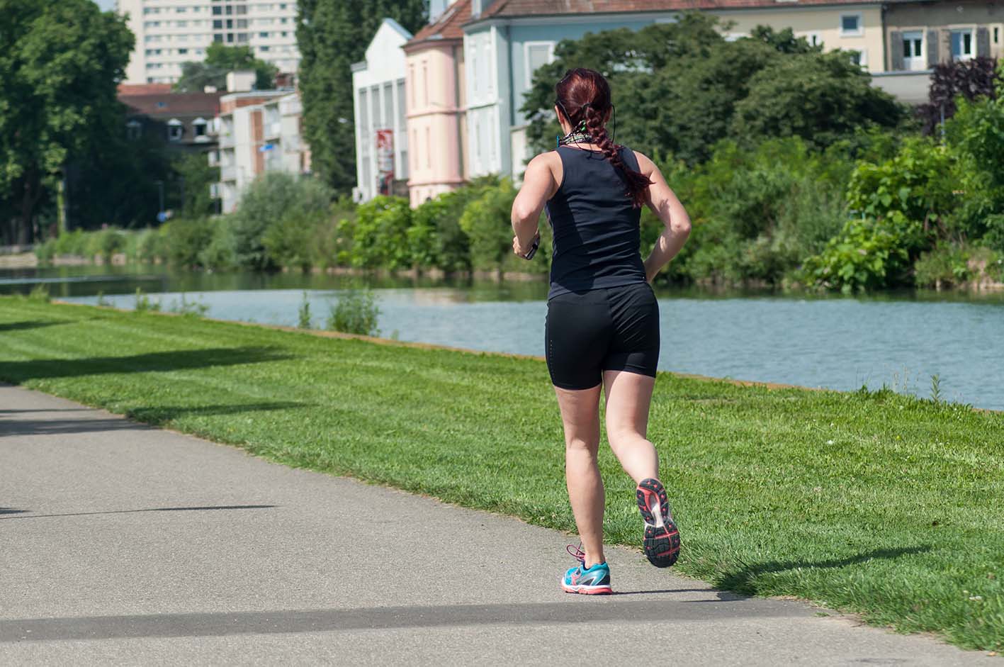 Γυναίκα τρέχει