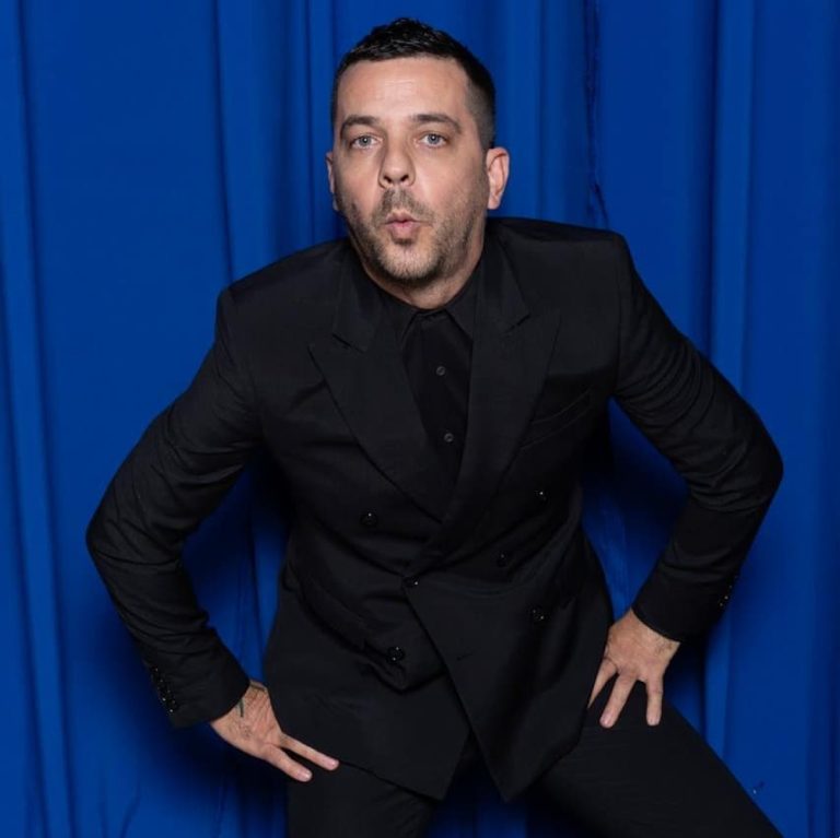 Ο Γιάννης Ράπτης από τους MiRo