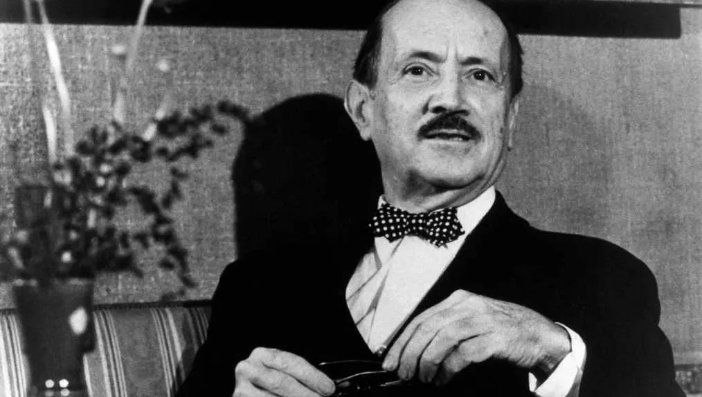 Ο Σεντ Τζον Περς (λογοτεχνικό ψευδώνυμο του Alexis Leger) ήταν ένας Γάλλος ποιητής και διπλωμάτης, ο οποίος τιμήθηκε με το Βραβείο Νόμπελ Λογοτεχνίας το 1960