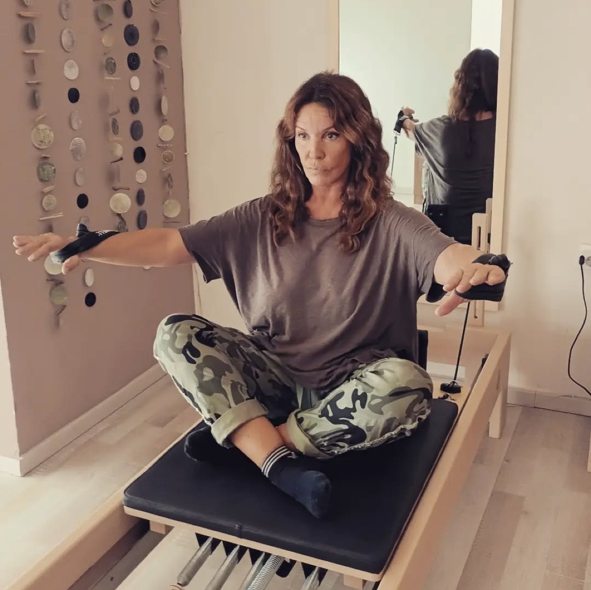 Η Βάνα Μπάρμπα κάνει pilates