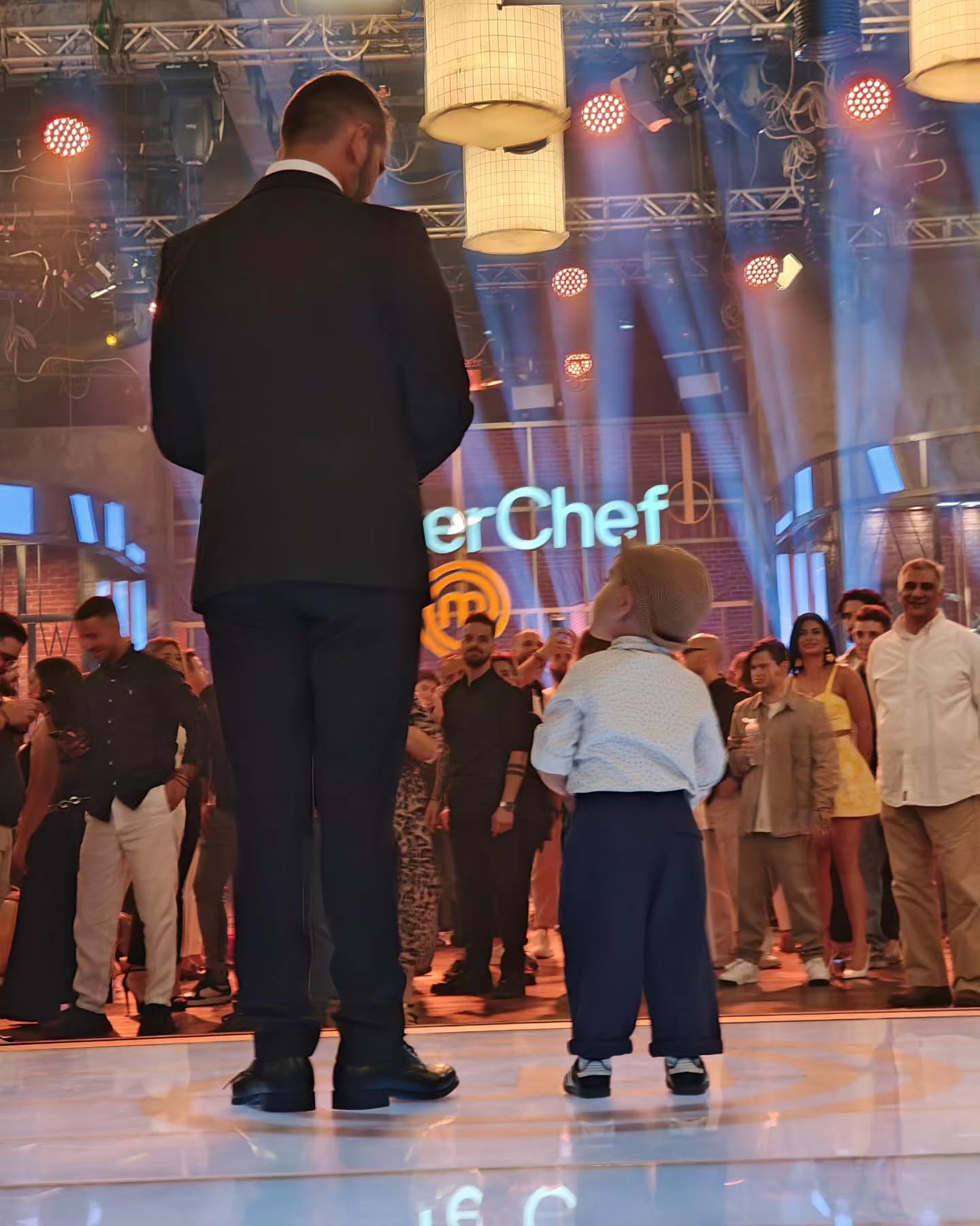 Ο λεωνίδας κουτσόπουλος με τον γιο του στον τελικό τ