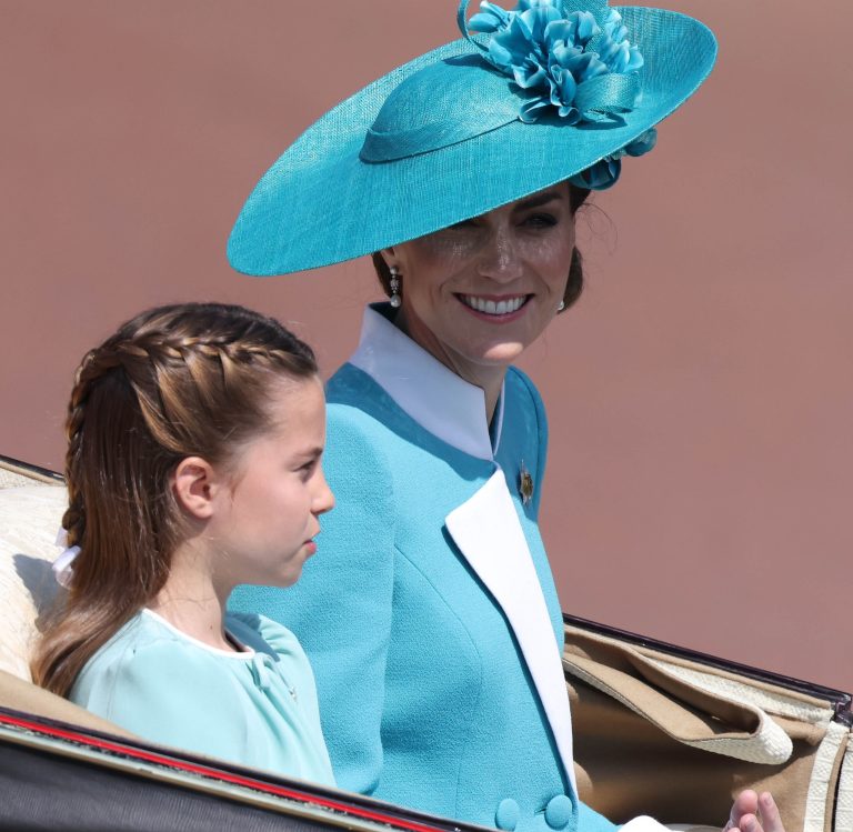 H πριγκίπισσα Charlotte και η Kate Middleton στο Trooping the Colour, στο Λονδίνο, 14 Ιουνίου 2025