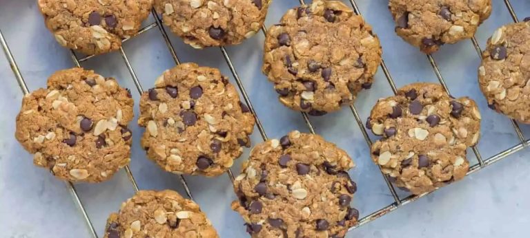 Mπισκότα φακής