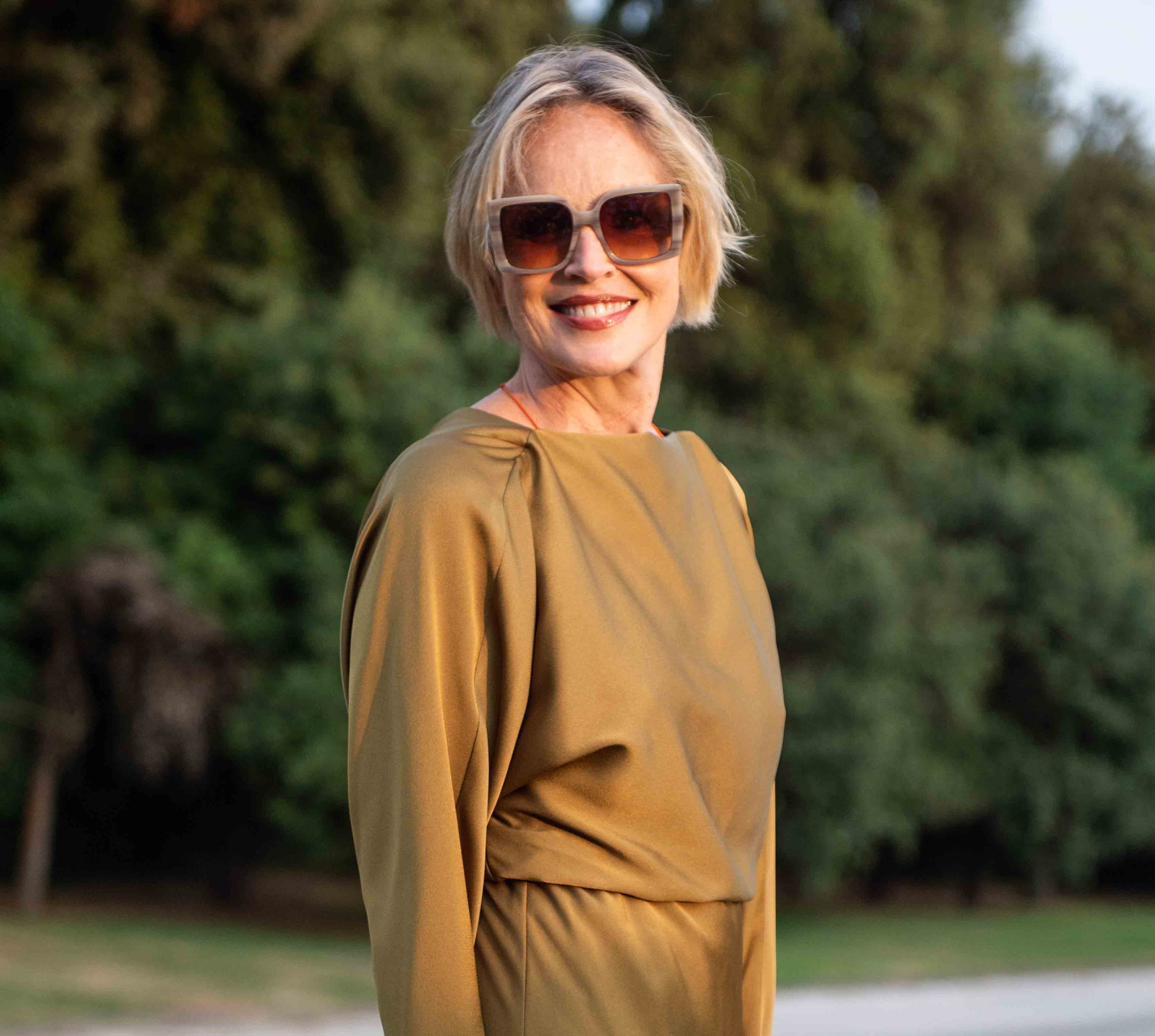 Η Sharon Stone παρευρίσκεται στην επίδειξη μόδας Max Mara Cruise στο Reggia Di Caserta στις 17 Ιουνίου 2025 στην Κασέρτα της Ιταλίας