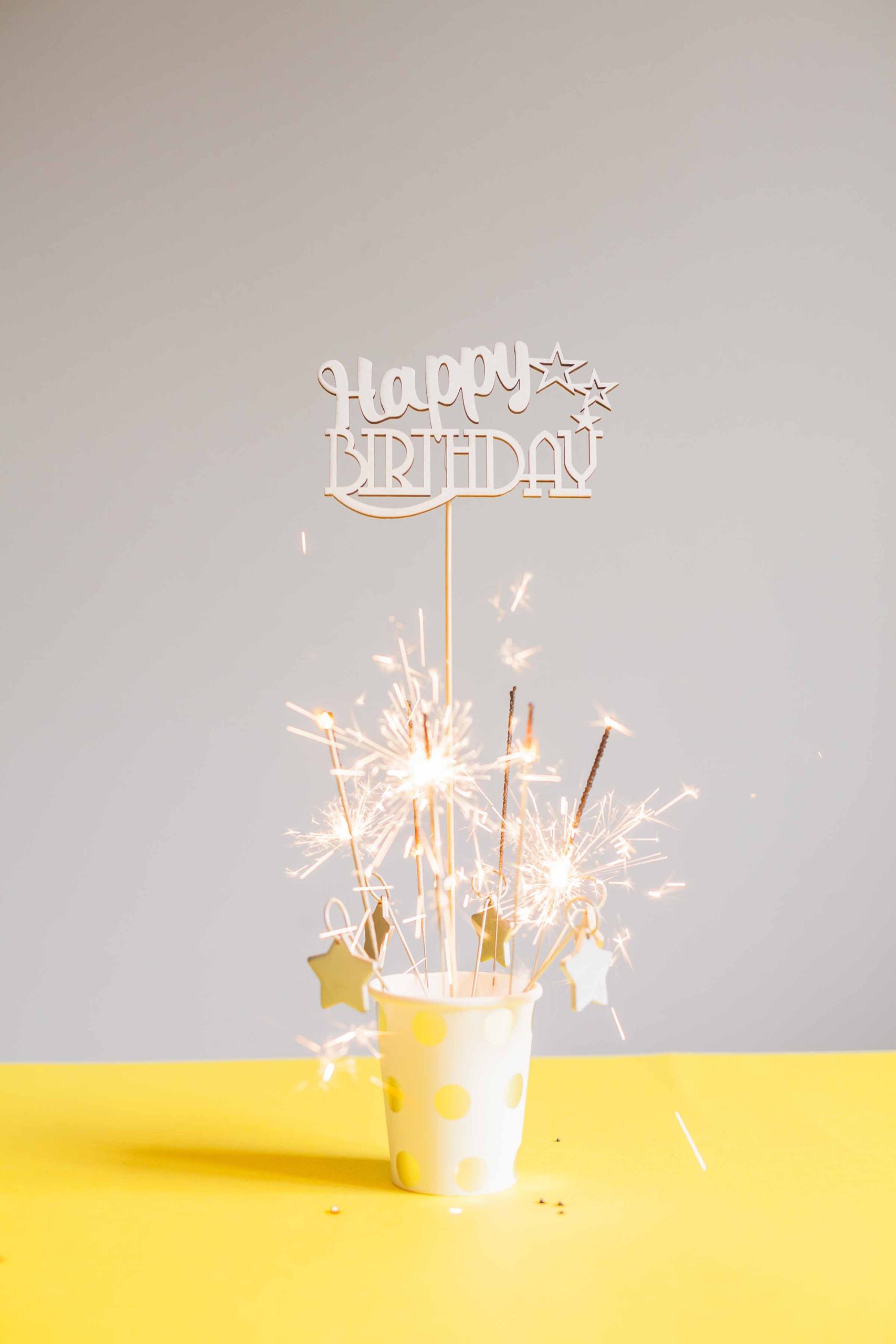 Γενέθλια κόνσεπτ σκίτσο για Happy Birthday