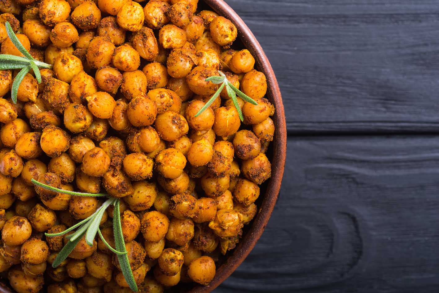 Ψητά ρεβίθια με δεντρολίβανο. Σνακ