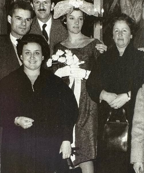 Mάρω Κοντού γάμος