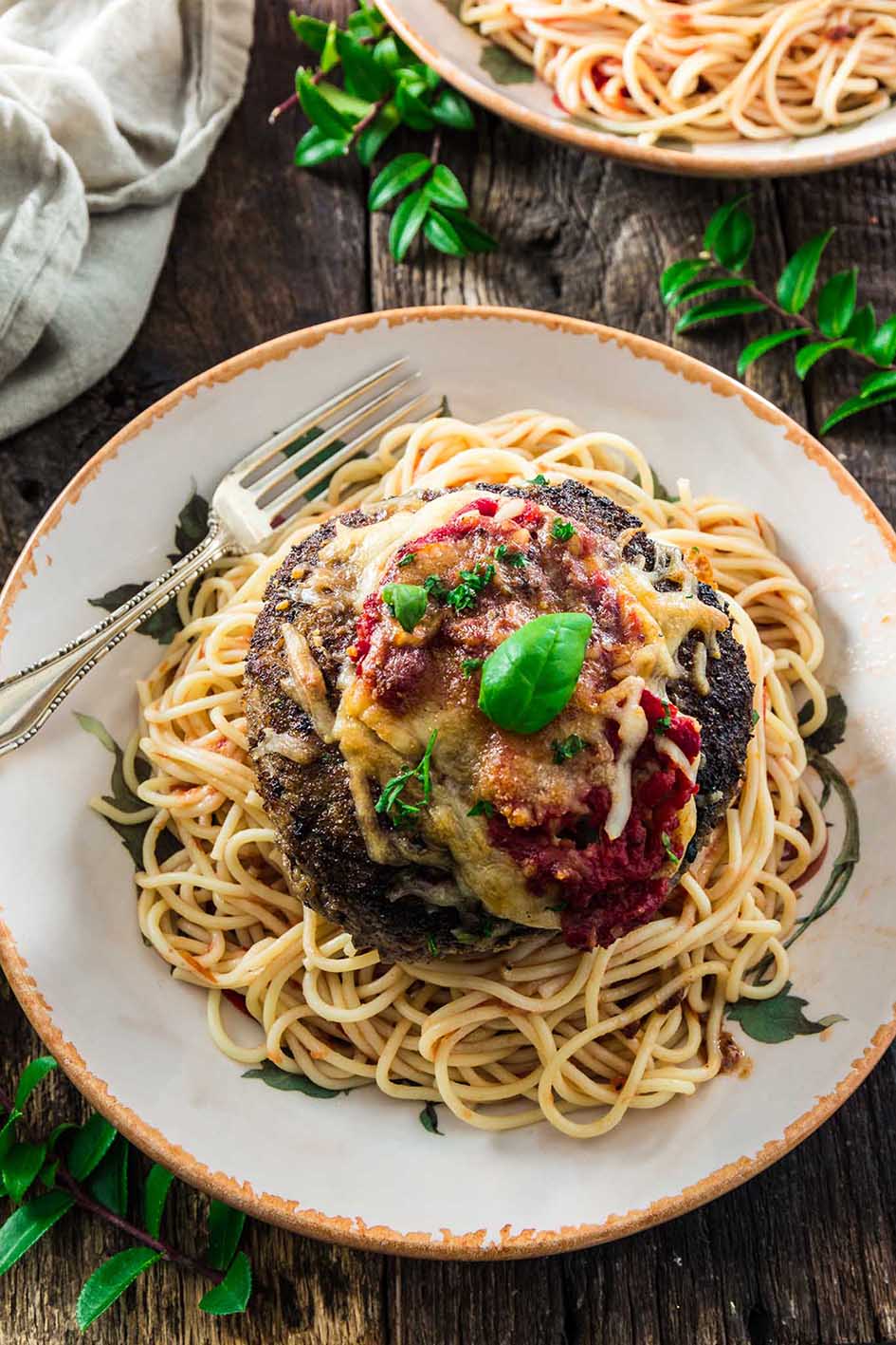 Κεφτέδες με κρέμα 4 τυριών & παντζαριού.