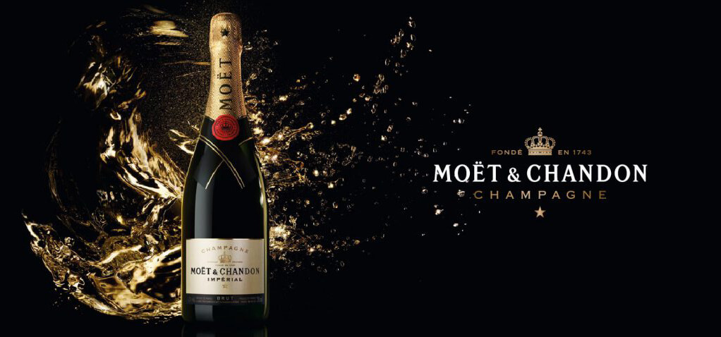 Mπουκάλι moet chandon σε μαύρο φόντο banner