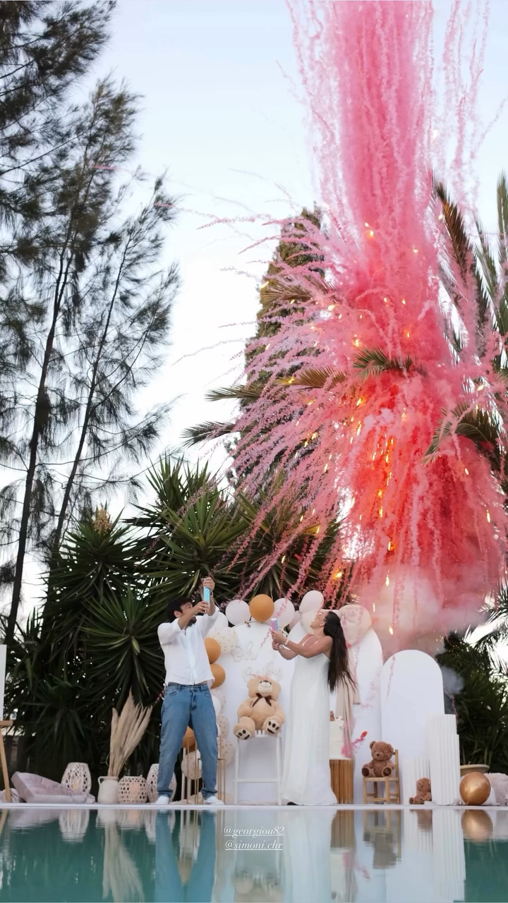 Το gender reaveal party του Αντρέα Γεωργίου και της Σιμώνης Χριστοδούλου