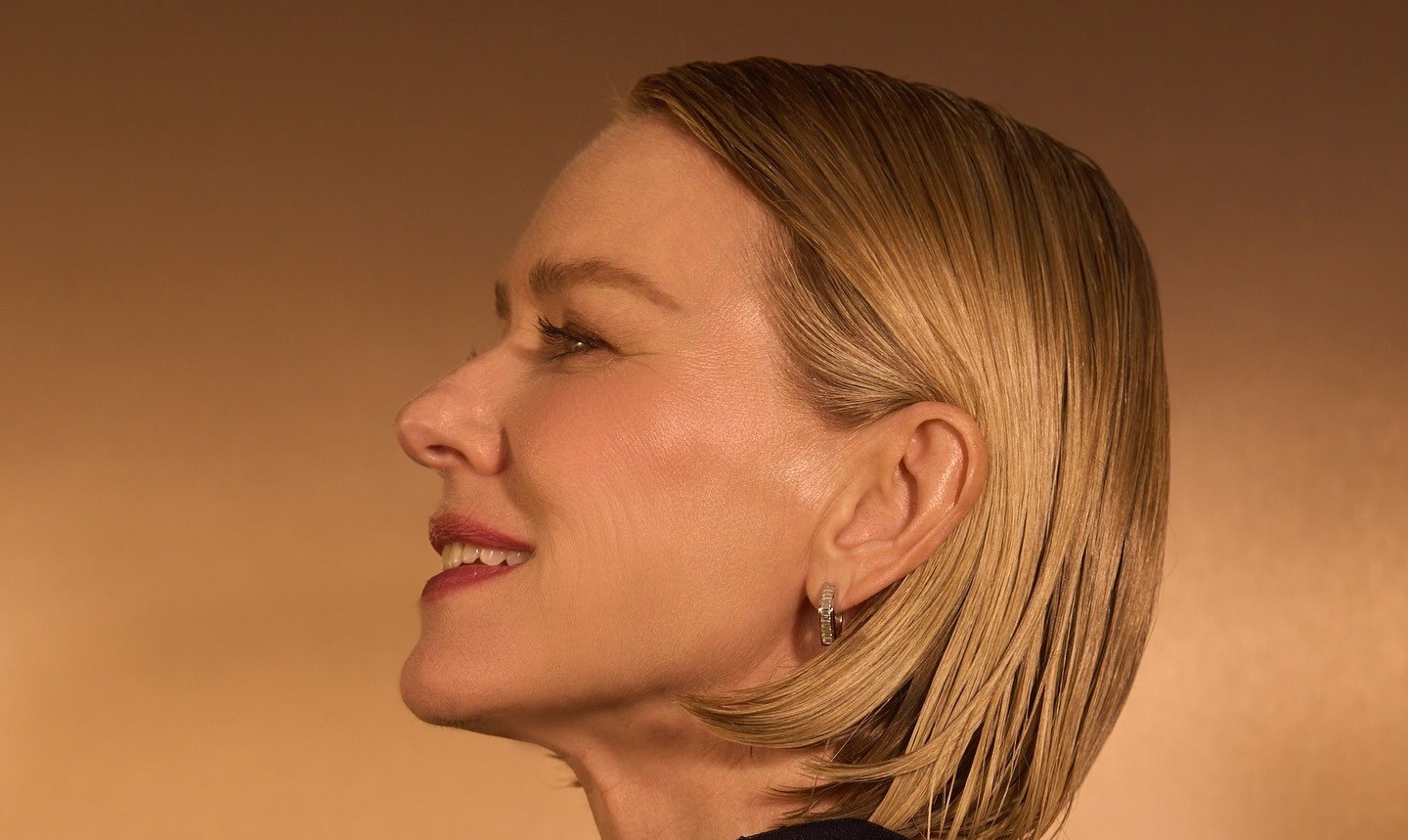 H Naomi Watts ξανθιά προφίλ