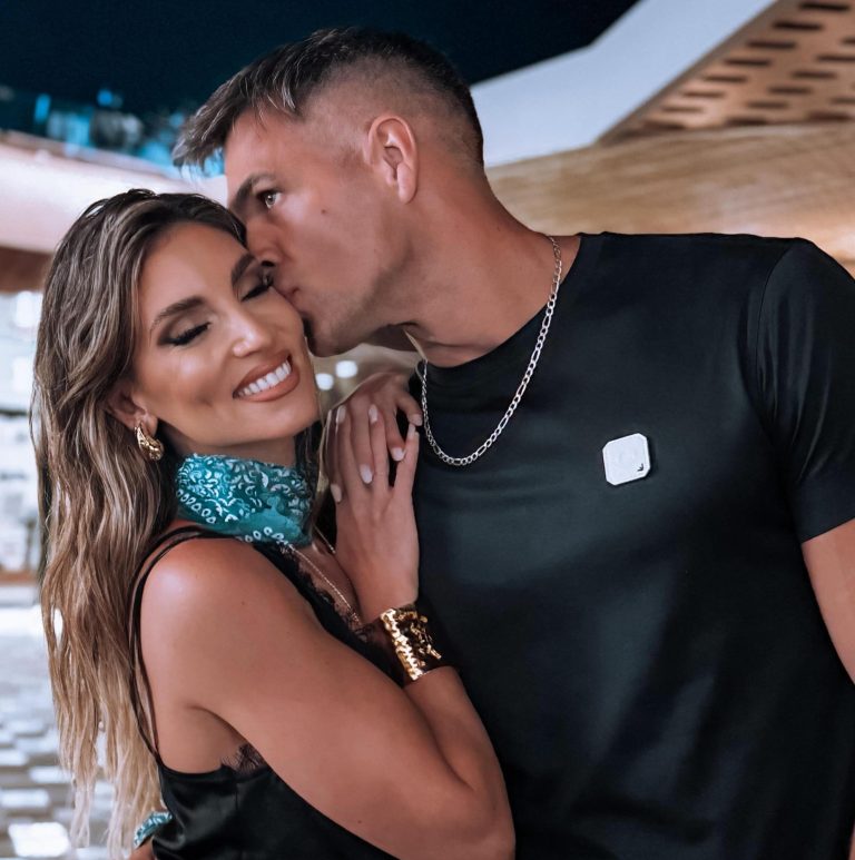 Το φιλί του Bruno Cerella στην Αθηνά Οικονομάκου