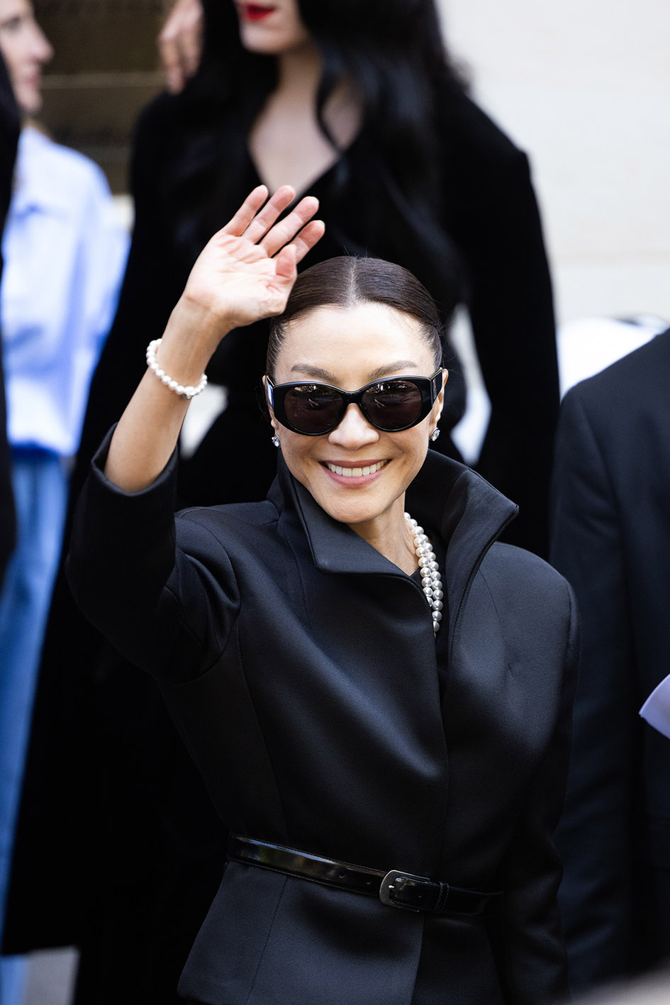 Η Michelle Yeoh παρευρίσκεται στην επίδειξη Balenciaga Haute Couture Φθινόπωρο/Χειμώνας 2025/2026 στο πλαίσιο της Εβδομάδας Μόδας στις 9 Ιουλίου 2025 στο Παρίσι.