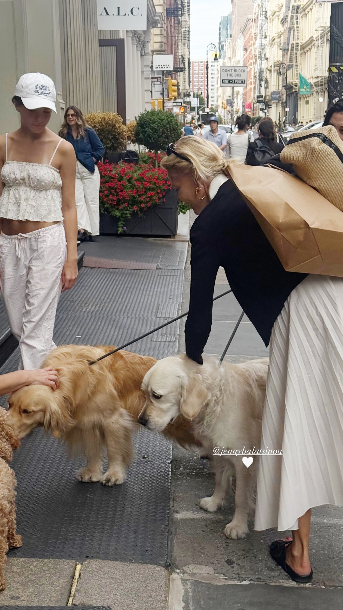 Η Τζένη Μπαλατσινού στην Αμερική