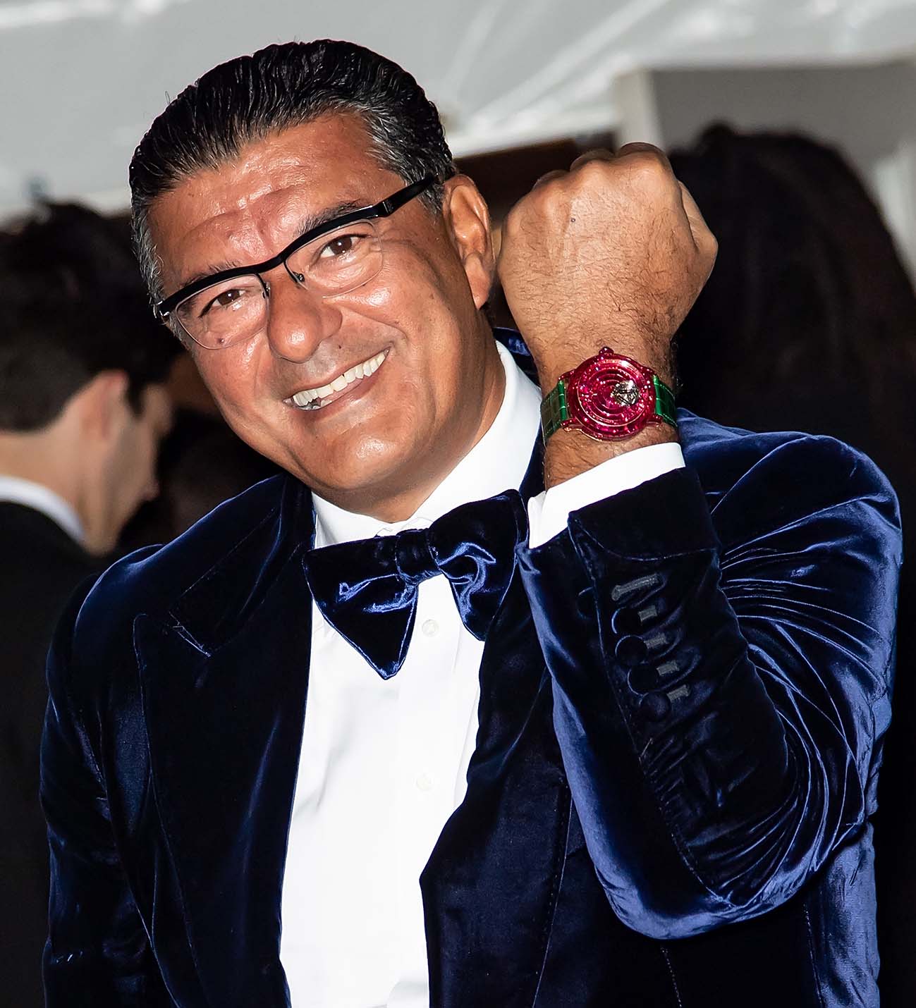 Ο κοσμηματοπώλης και ιδρυτής της Jacob & Company, Jacob Arabo, γνωστός και ως "Jacob the Jeweler", φτάνοντας στο γκαλά του amfAR New York 2020 στο Cipriani Wall Street στις 5 Φεβρουαρίου 2020 στη Νέα Υόρκη.