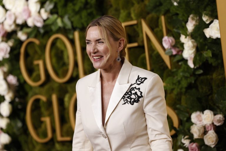 Η Kate Winslet στις 82ες Χρυσές Σφαίρες στο Beverly Hilton Hotel, 5 Ιανουαρίου 2025