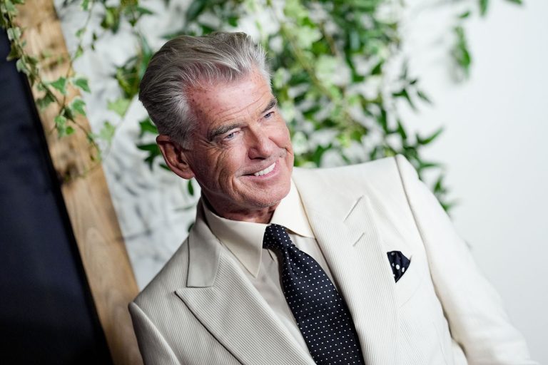 O Pierce Brosnan στην ειδική προβολή της ταινίας "The Thursday Murder Club" του Netflix στη Νέα Υόρκη που πραγματοποιήθηκε στο ξενοδοχείο The Plaza στις 14 Αυγούστου 2025 στη Νέα Υόρκη.