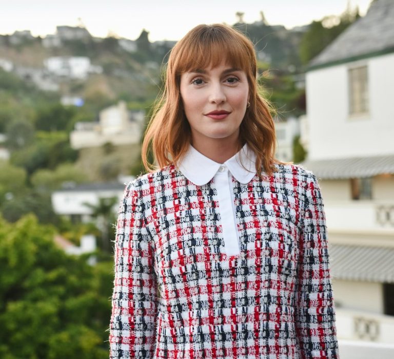 Η Leighton Meester με χάλκινα μαλλιά