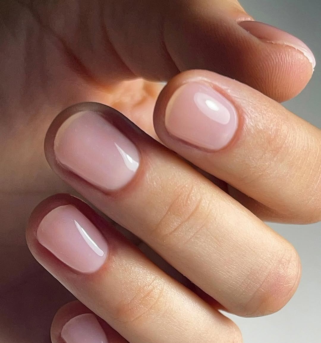 Naked μανικιούρ