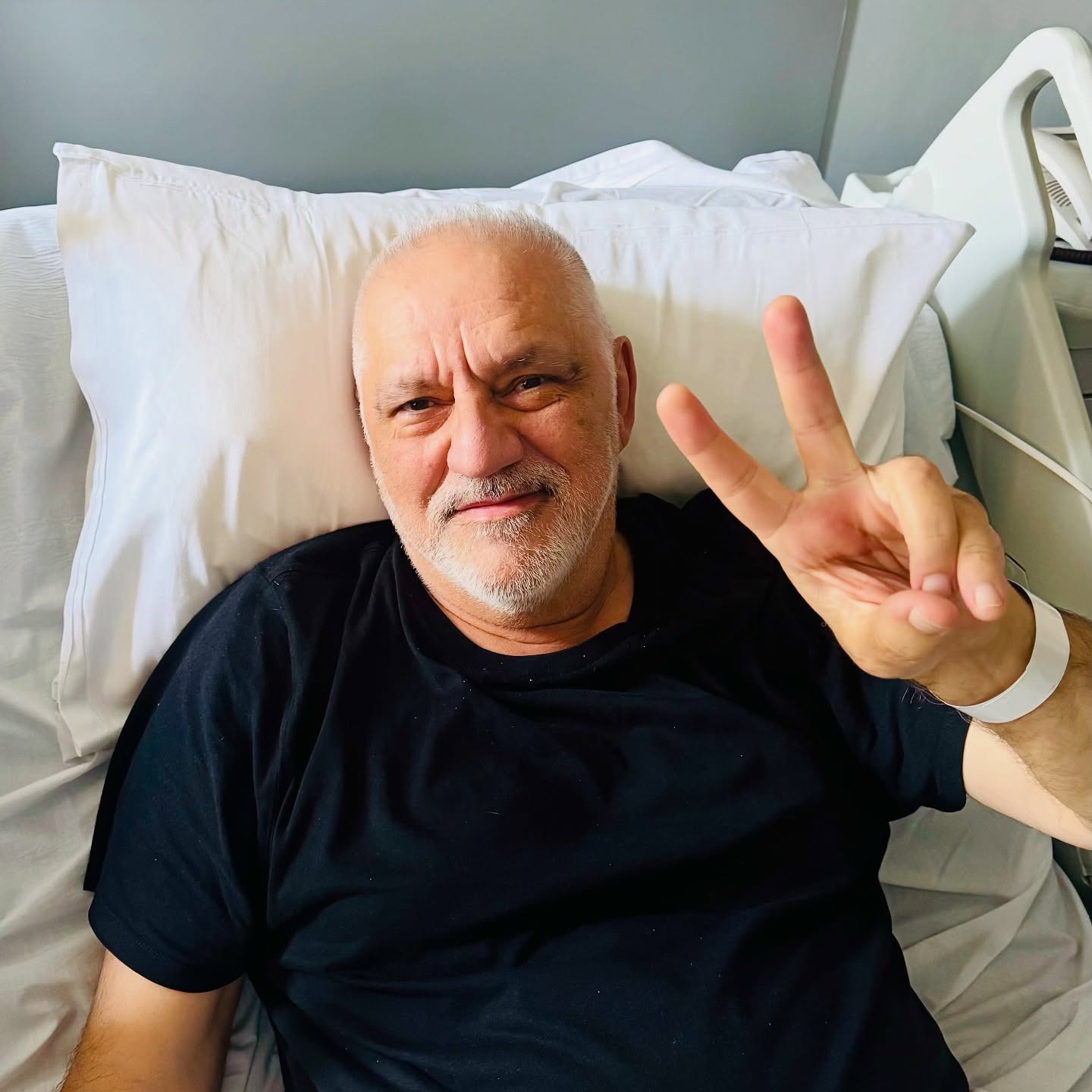 Ο Νίκος Πορτοκάλογλου στο νοσοκομείο