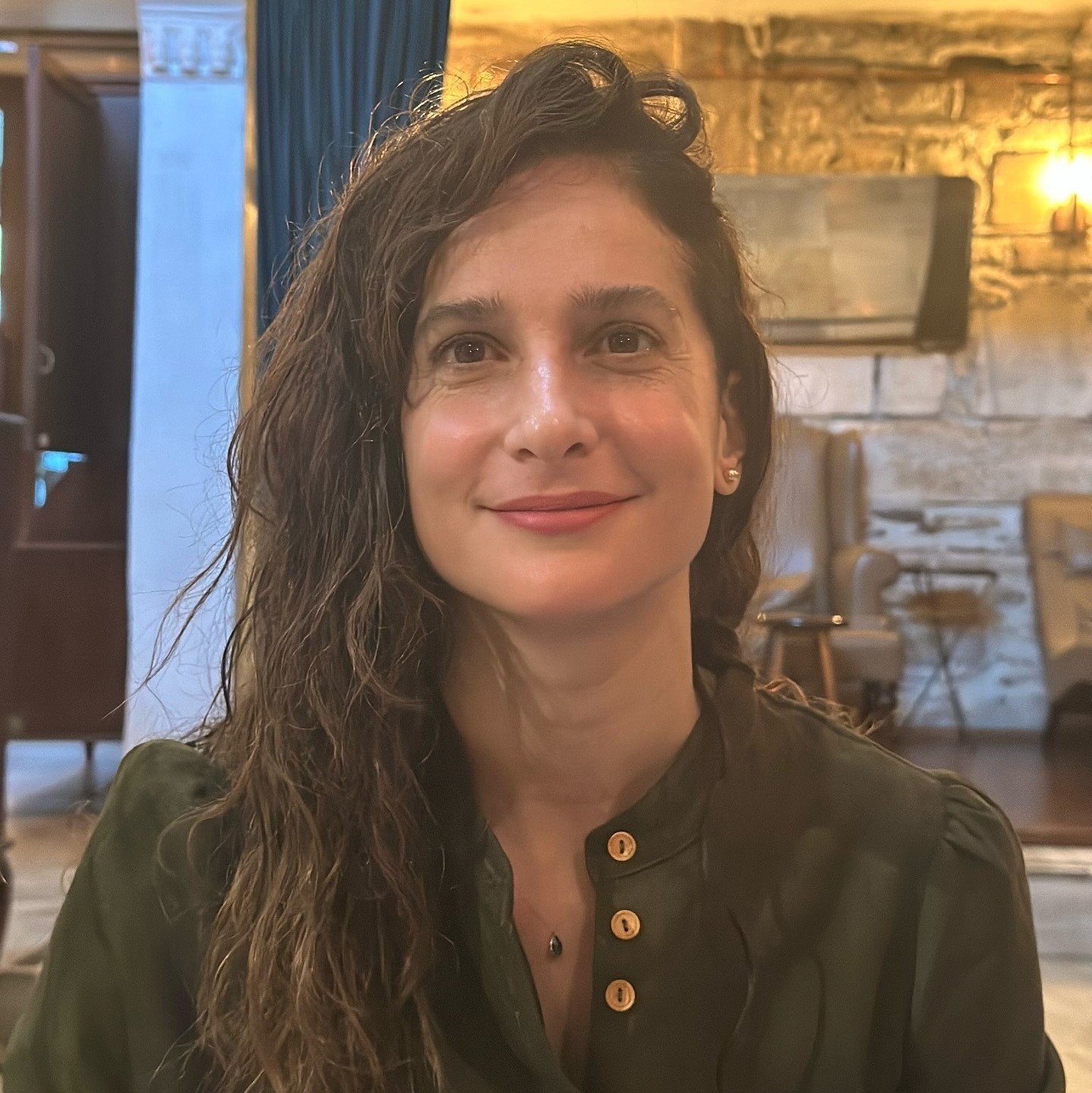 Η ηθοποιός Μαρίνα Καλογήρου