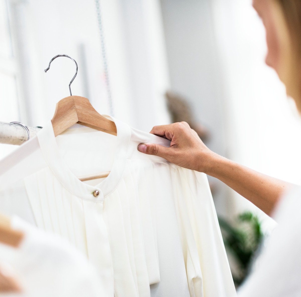 Αστραφτερά λευκά ρούχα