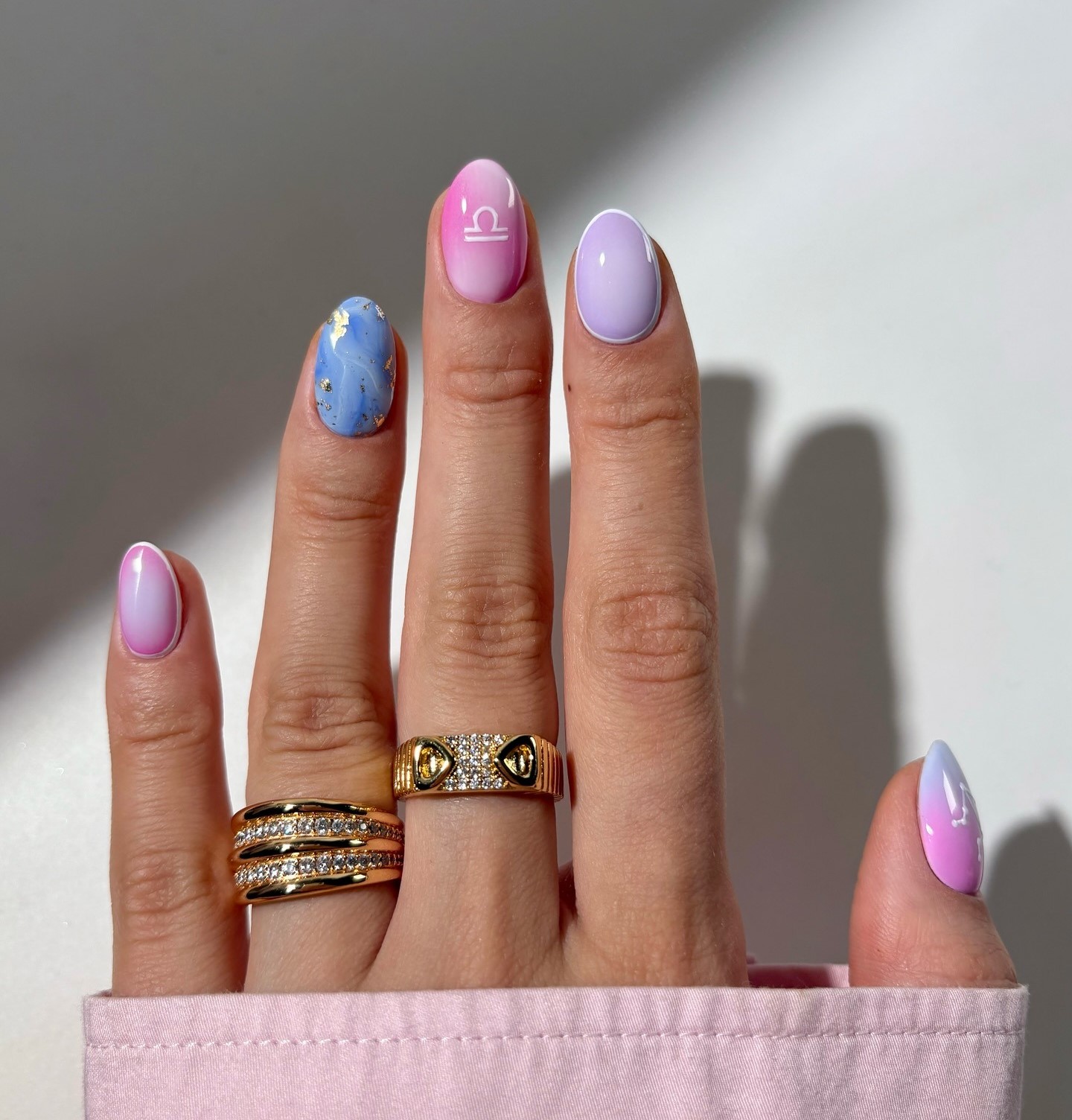 Mανικιούρ για το ζώδιο του Ζυγού