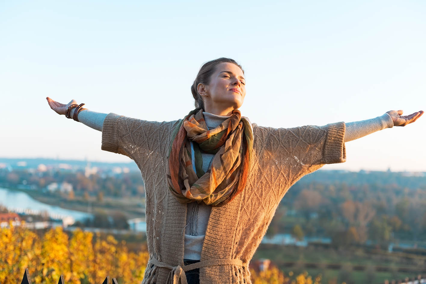 Γυναίκα φθινόπωρο