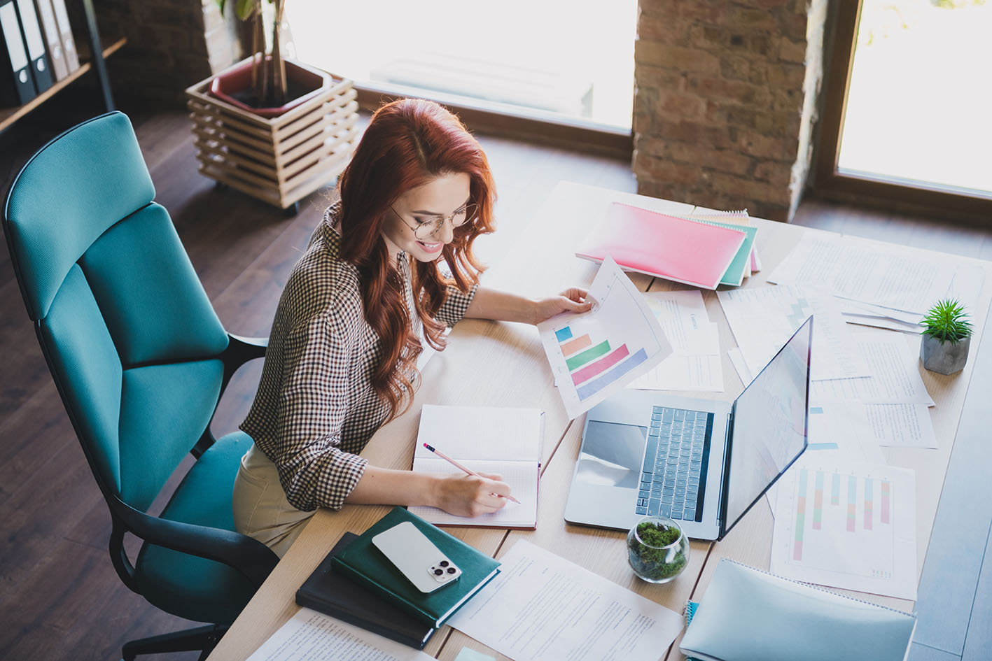 Γυναίκα στο γραφείο της