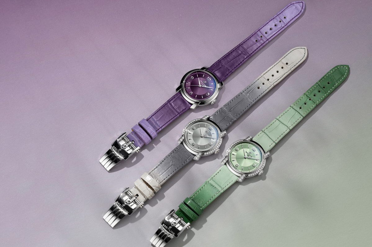 Breitling ρολόιγα σε διάφορα χρώματα