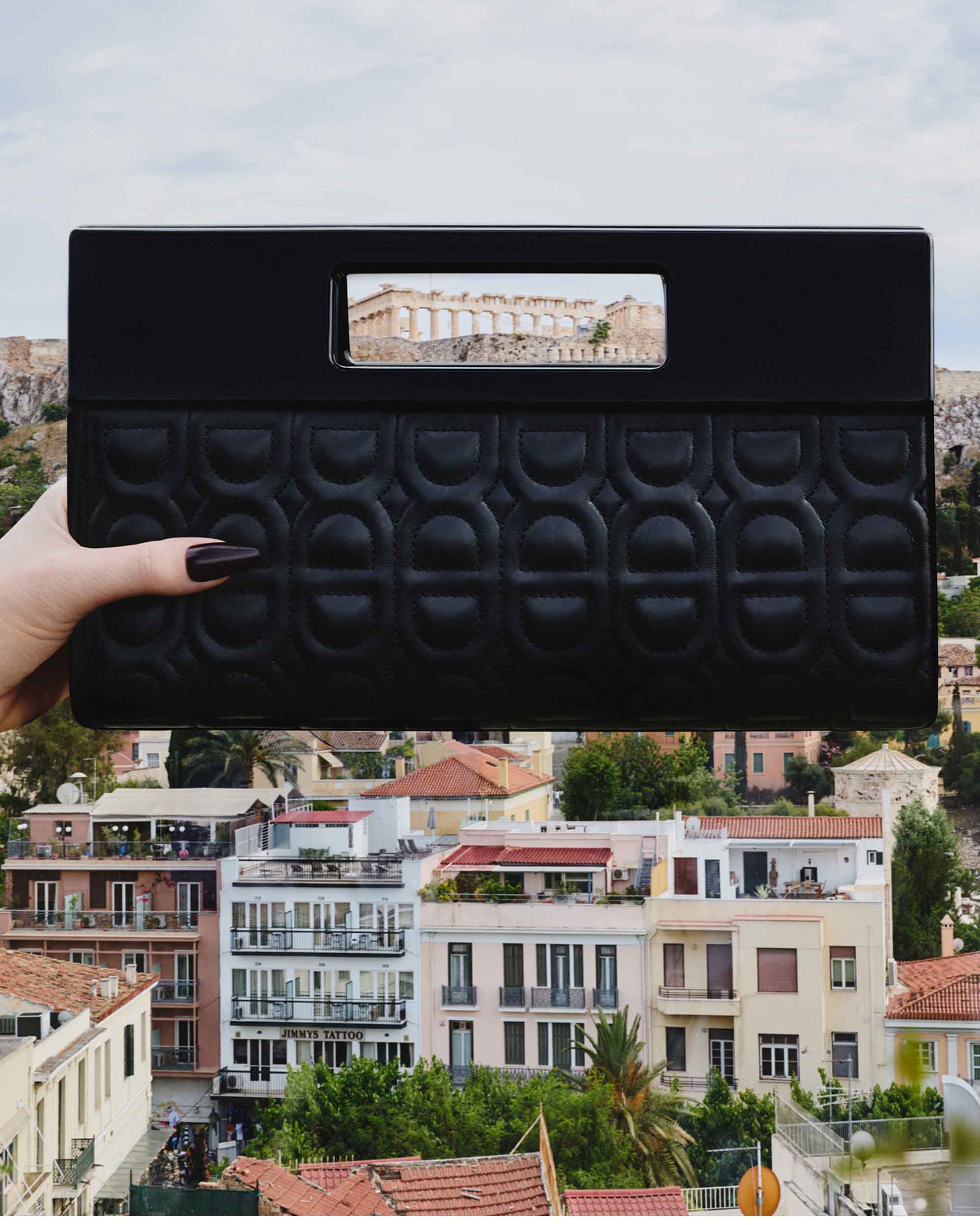 H DollI Bag και η Ακρόπολη.