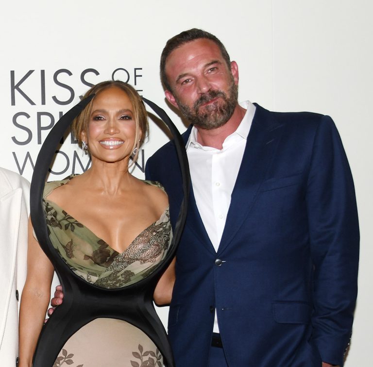 Η Τζένιφερ Λόπεζ και ο Μπεν Άφλεκ στην προβολή της ταινίας "Kiss of the Spider Woman" στη Νέα Υόρκη που πραγματοποιήθηκε στο The Shed στις 6 Οκτωβρίου 2025 στη Νέα Υόρκη.