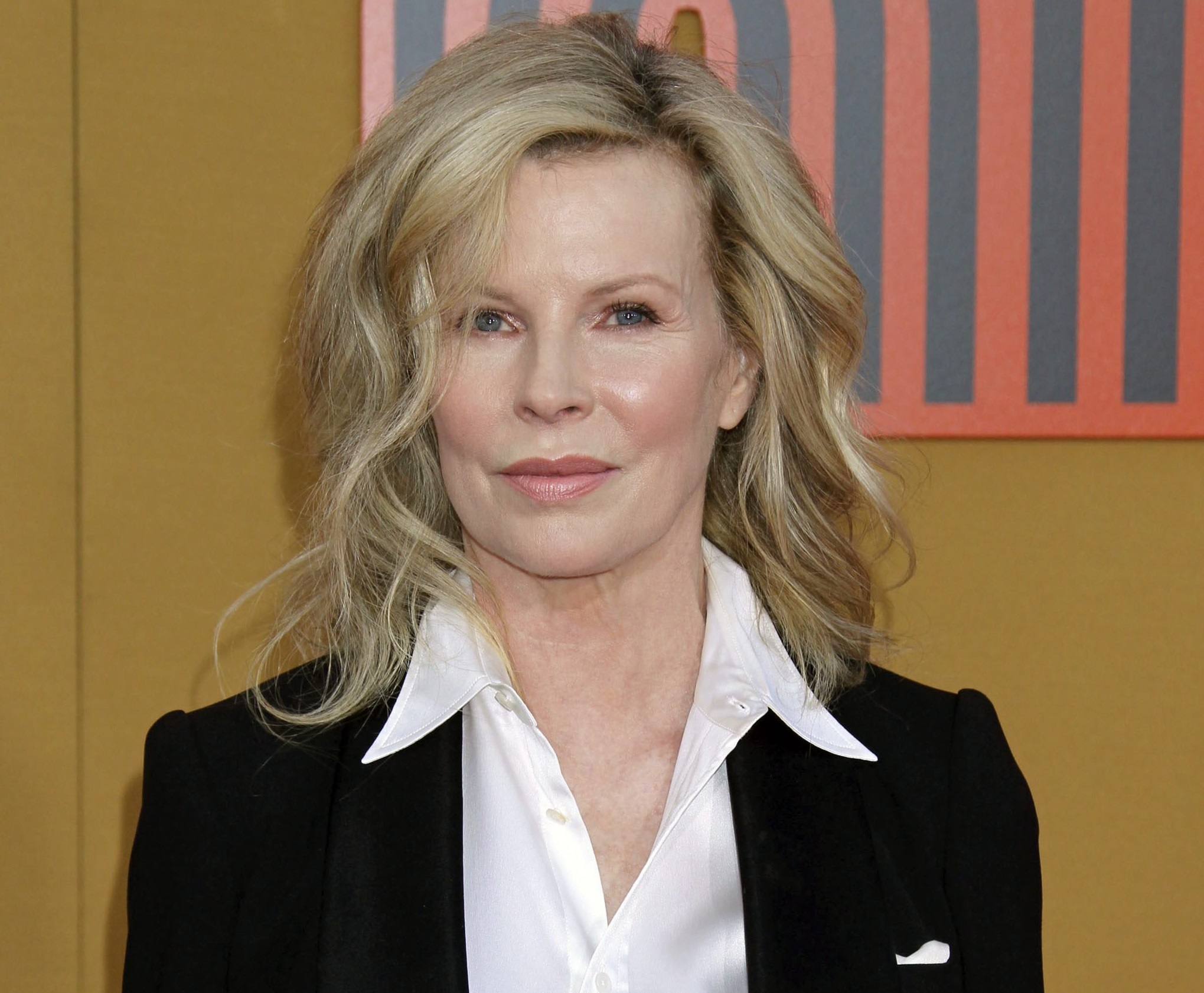 H Kim Basinger φθάνει για την πρεμιέρα της ταινίας "The Nice Guys" στο TCL Chinese Theatre στο Χόλιγουντ, 10 Μαΐου 2016