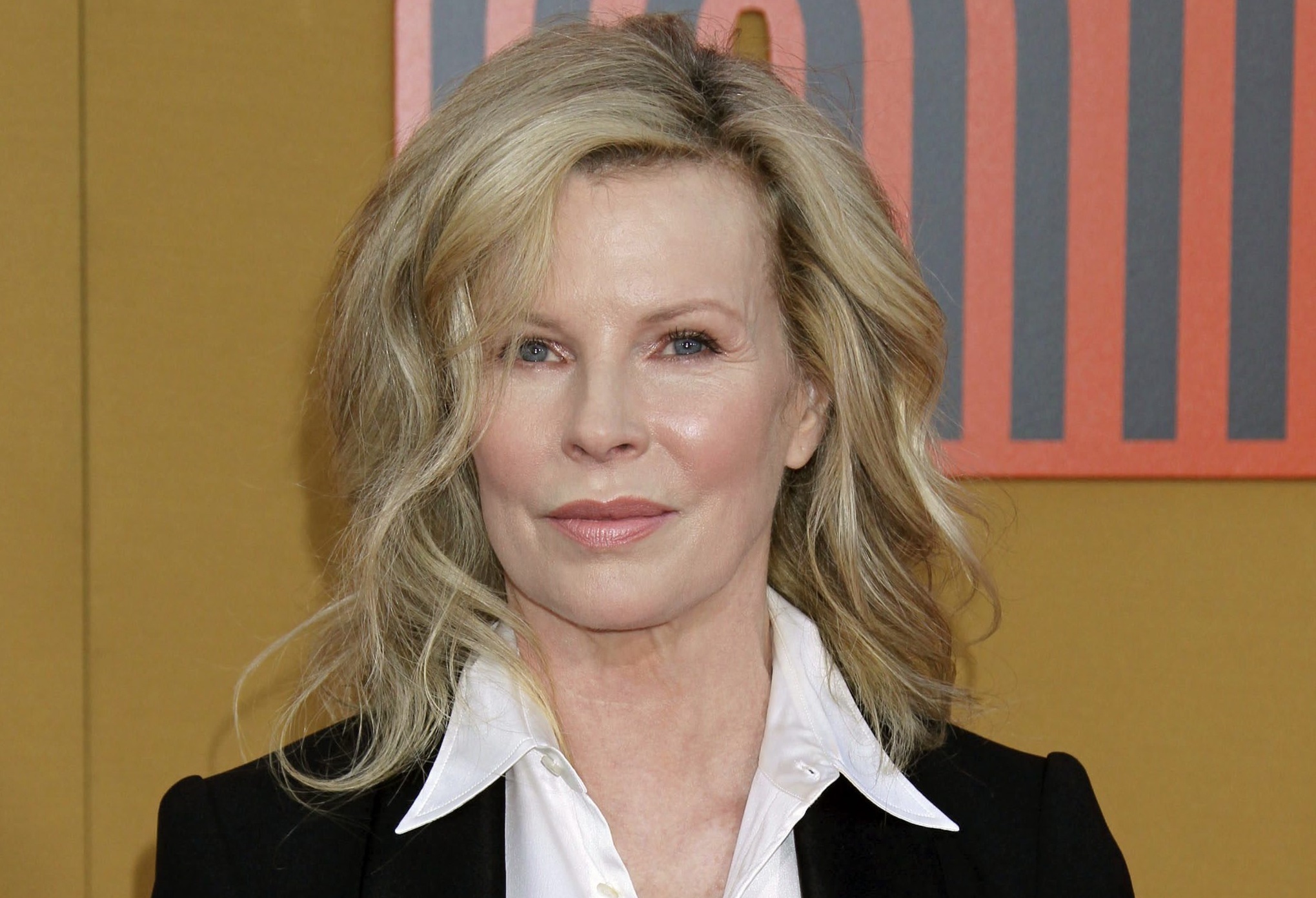Σπάνια δημόσια εμφάνιση για την Kim Basinger