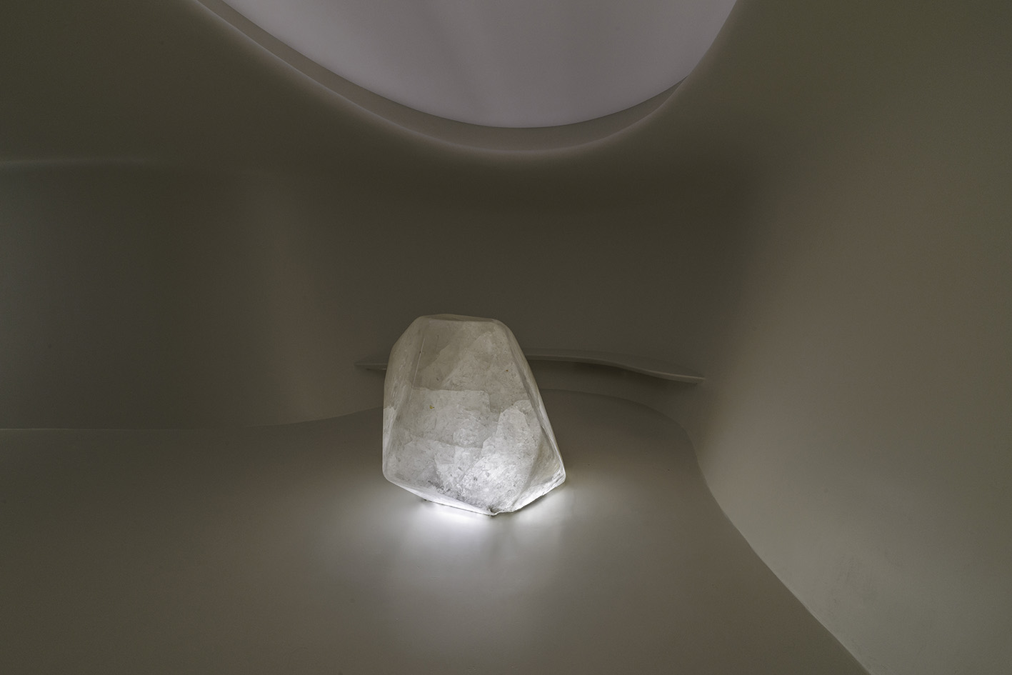 Το δωμάτιο της Δύναμης - Νικομάχη Καρακωστάνογλου.