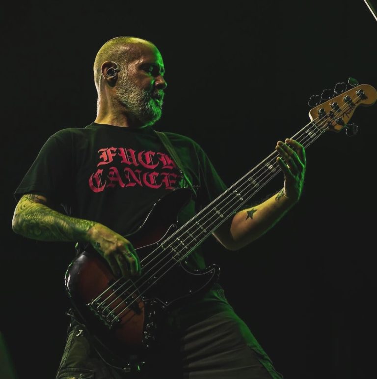 Μπασίστας των Limp Bizkit