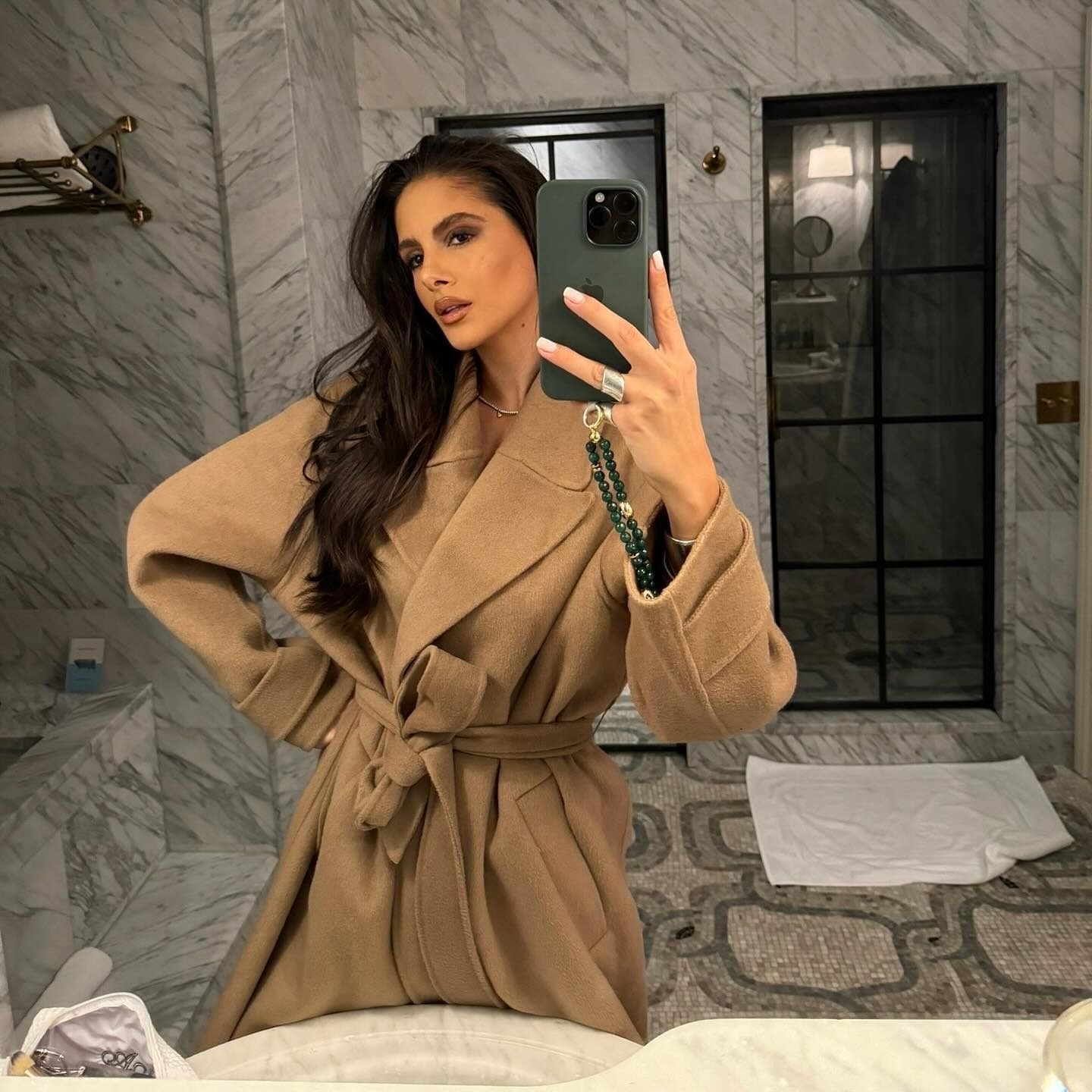 Η σύζυγος του Αργυρού, Αλεξάνδρα Νίκα