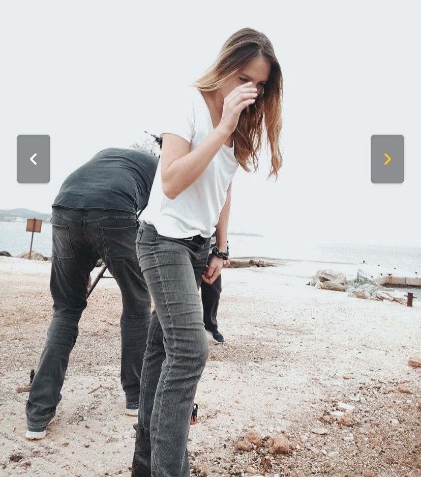 Η Άννα Ρεζάν στη μακρόνησο για το ντοκιμαντέρ