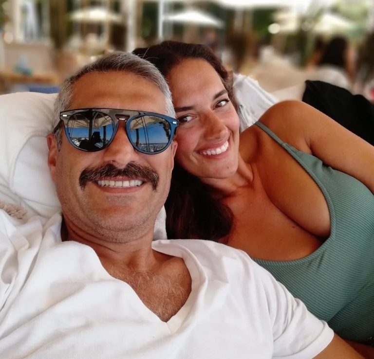 Η Νόνη ΔΟύνια με τον σύζυγό της Κυριάκο Μουρατίδη