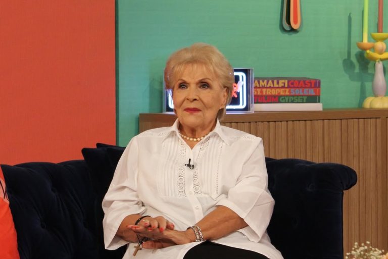 Κλειώ Δενάρδου