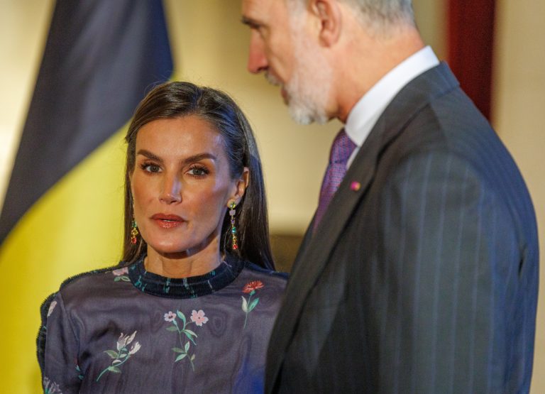 Ο βασιλιάς Felipe και η βασίλισσα Letizia της Ισπανίας στο Παλάτι πριν από τα εγκαίνια της έκθεσης Europalia Espana στις Βρυξέλλες, 7 Οκτωβρίου 2025