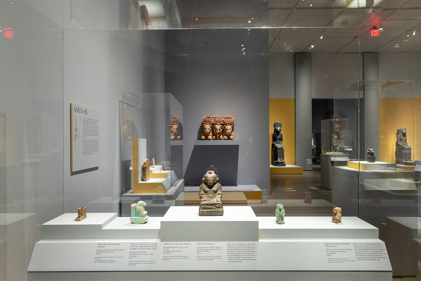 Εκθέματα από την έκθεση Divine Egypt στο The Met