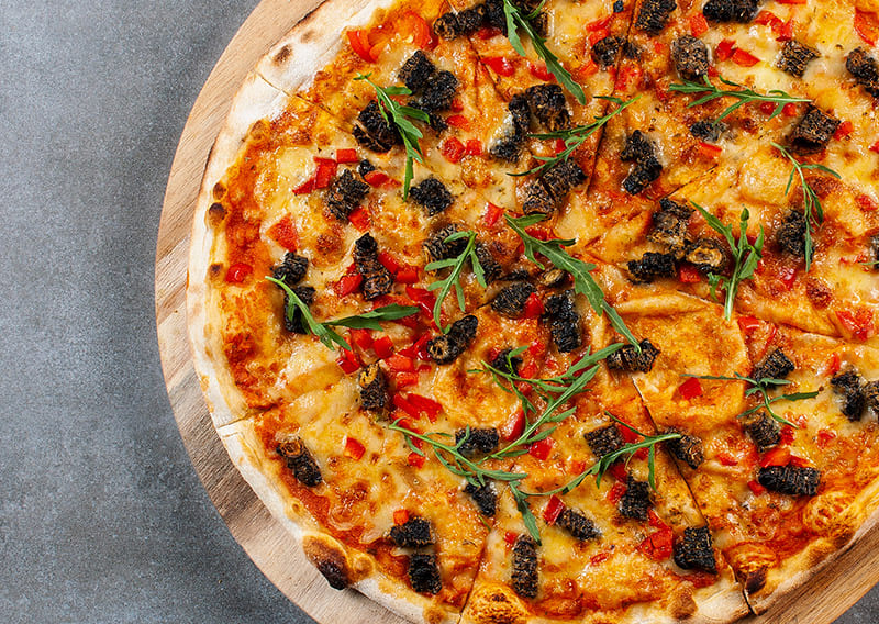 Πίτσα από τη Νότια Αφρική με κάμπιες