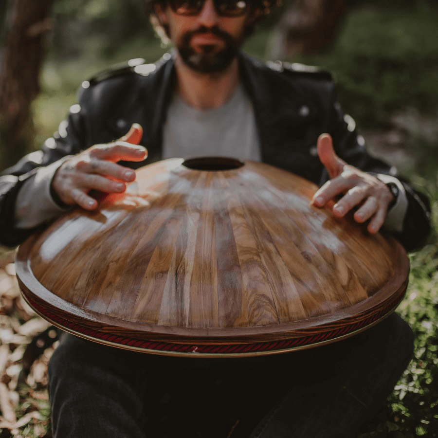Το όργανο της Sew Handpan