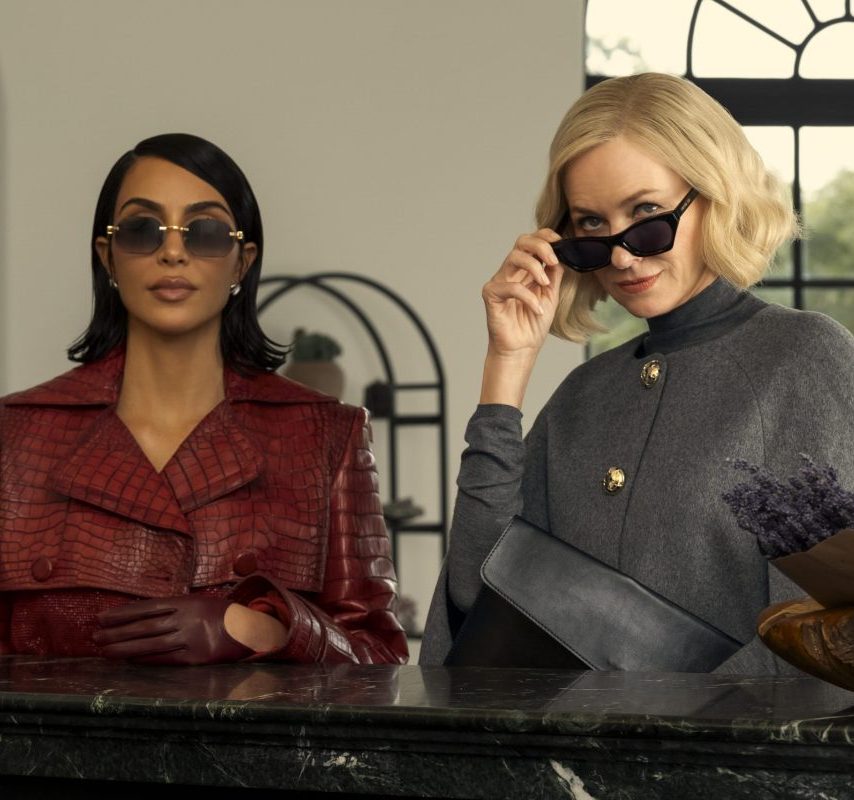 KIM KARDASHIAN, NAOMI WATTS