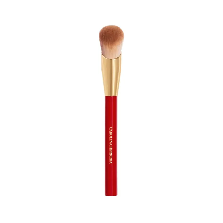 Carolina Herrera foundation brush