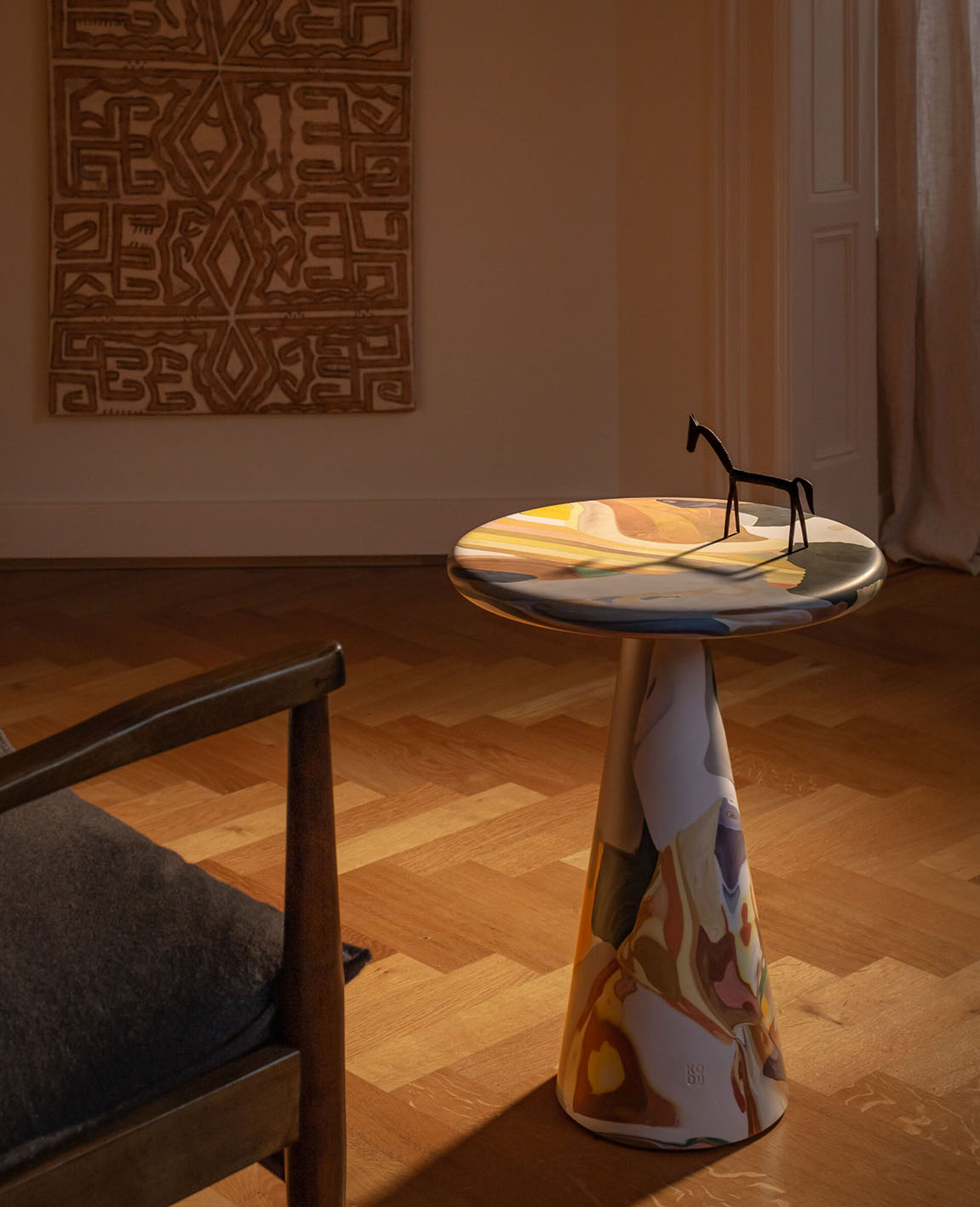 The melting pot table.