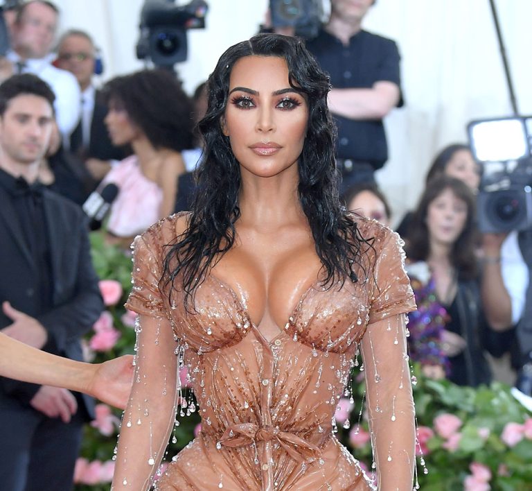 H Kim Kardashian στο Met Gala για τον εορτασμό του Camp: Σημειώσεις για τη Μόδα στο Μητροπολιτικό Μουσείο Τέχνης στις 6 Μαΐου 2019 στη Νέα Υόρκη.